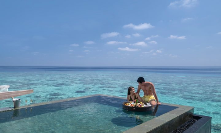 Batch AK MLEHP Overwater Villa Floating Breakfast
