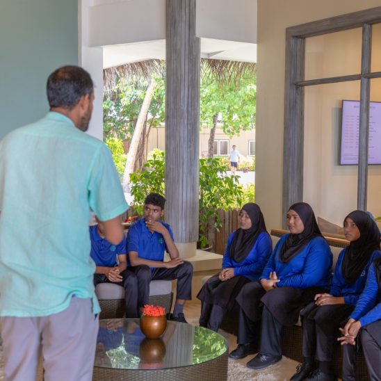 Batch Angsana Velavaru School Visit