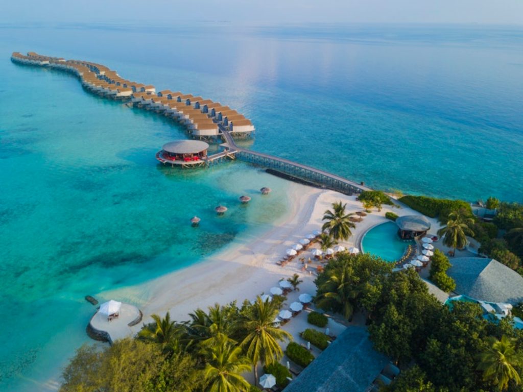 Batch Centara Ras Fushi Resort & Spa Maldives