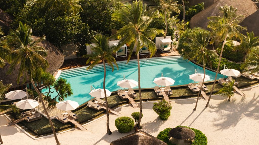 Batch Constance Halaveli Maldives OOFI 2026 Pool