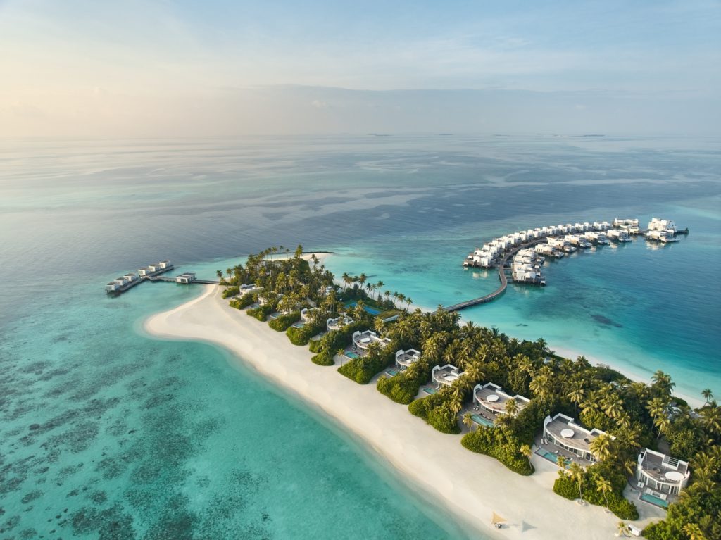 Batch Jumeirah Olhahali Island Beach Aerial