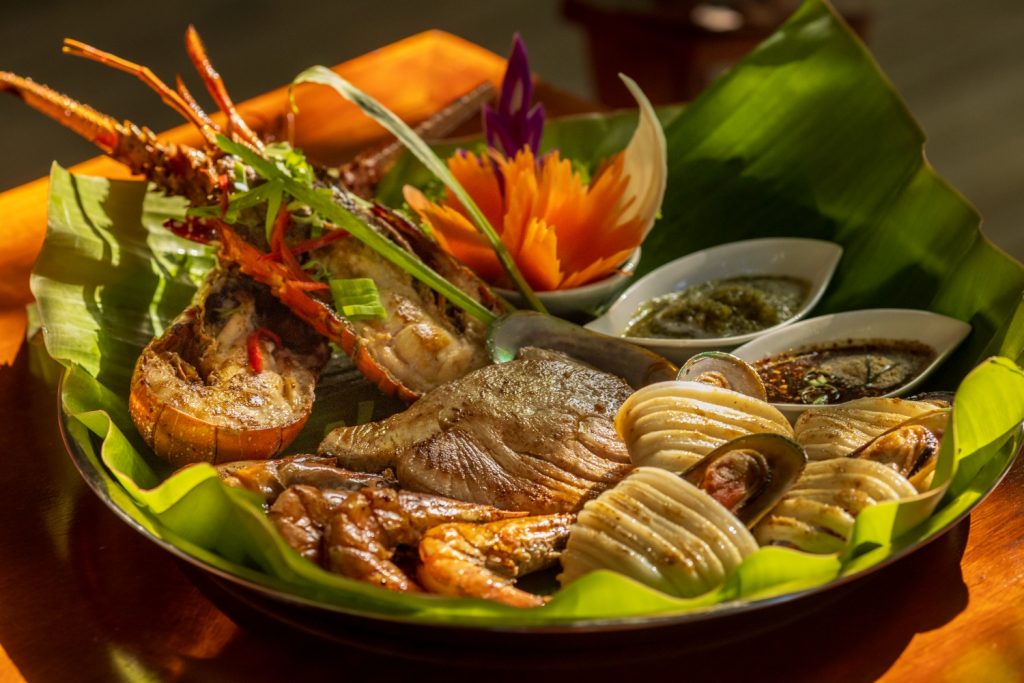 Batch Seafood Platter Suan Bua