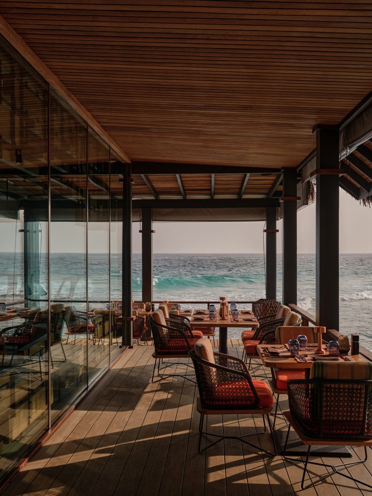 Batch Seaside Finolhu Kanusan Terrace Seating
