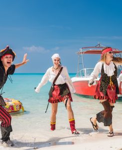 Batch Sirru Fen Fushi Festive Season (30)