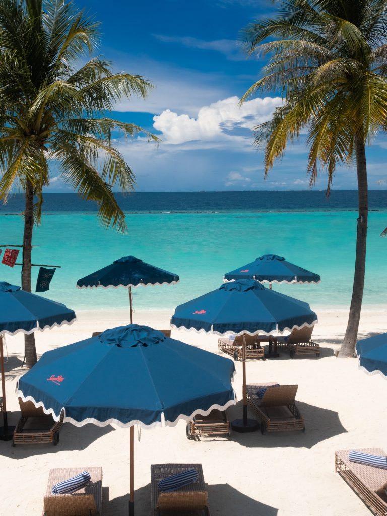 Batch SunRay Maldives Beach View Parasol Close Up
