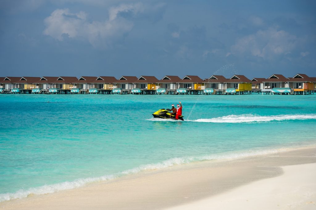 Batch The Standard, Maldives Santa Claus Island Arrival