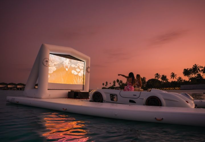 Batch JetCar Cinema (1)