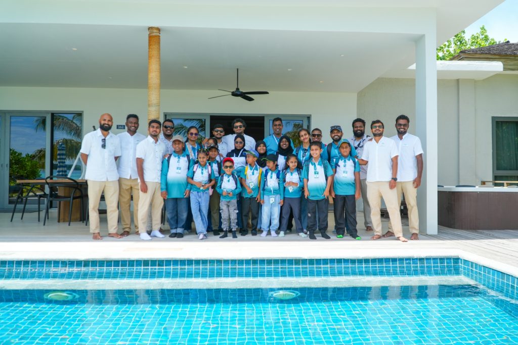 Batch Le Meridien Maldives Resort and Spa Children visit Bliss Care Foundation