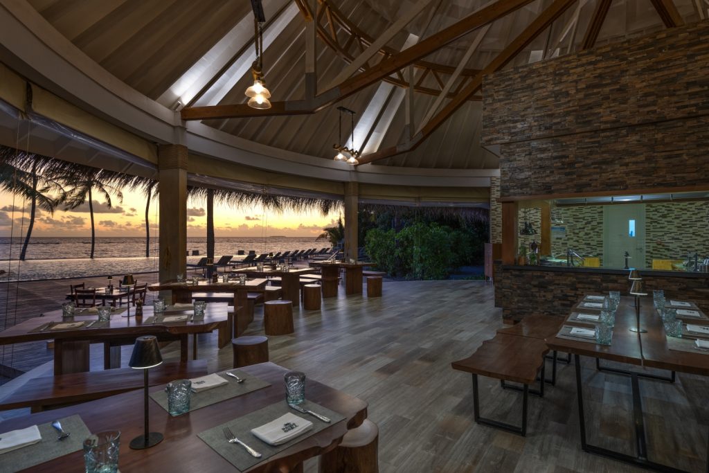 Batch Palm Grill Interior