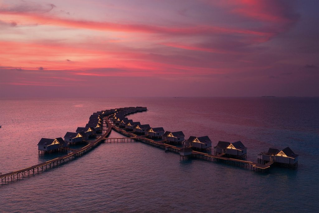 Batch RAH GILI MALDIVES Aerial Sunset
