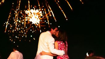 Batch Sheraton Maldives Full Moon Resort & Spa Couple Watching Fireworks