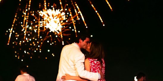 Batch Sheraton Maldives Full Moon Resort & Spa Couple Watching Fireworks