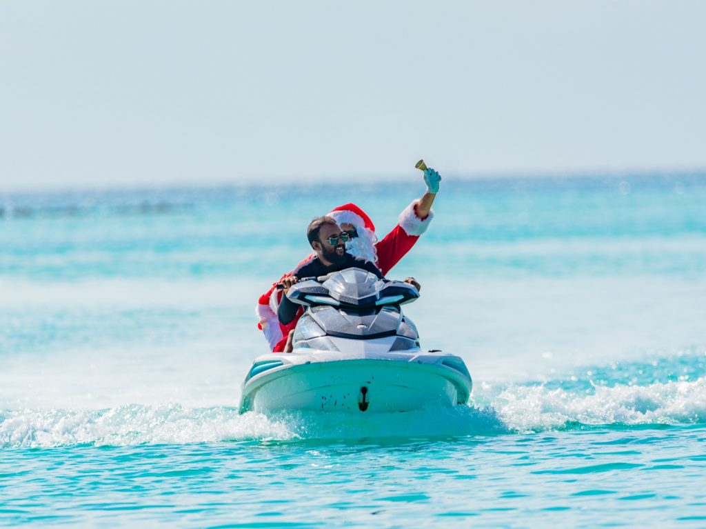 Batch Sheraton Maldives Full Moon Resort & Spa Santa's Jet Ski Arrival