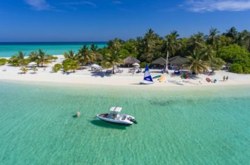 Holiday Island Resort lowres