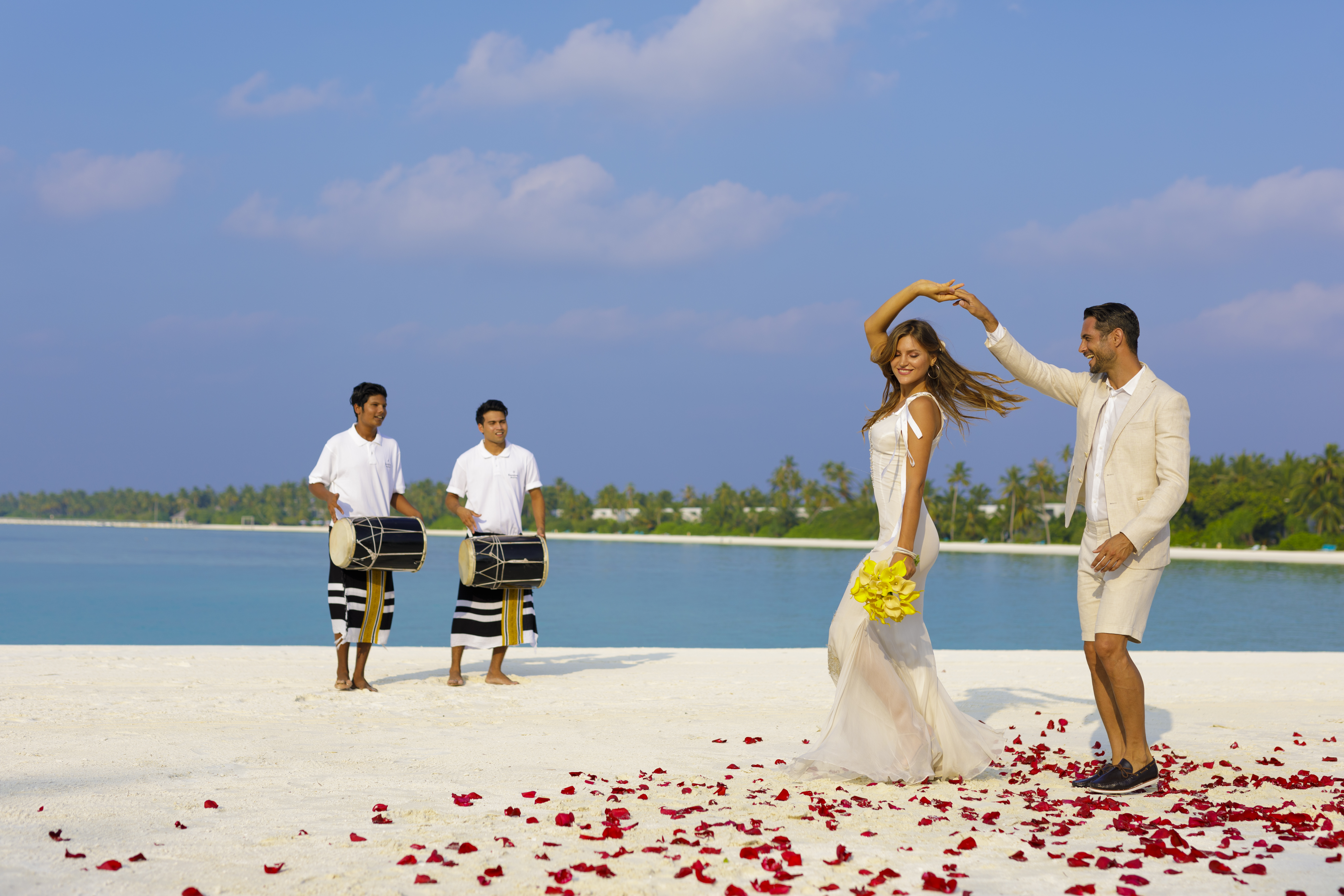 Тур август на двоих. Мальдивы ханимун. Kudahuvadhoo Мальдивы. Свадьба на Мальдивах. Свадебная фотосессия на Мальдивах.