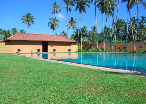 The pool and spa at the Jetwing Lighthouse