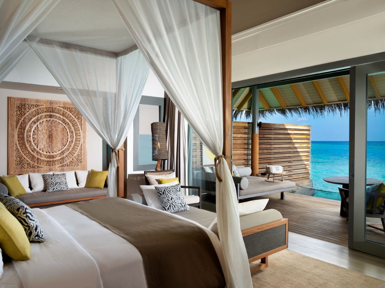 Vakkaru Maldives - Over Water Villa Bedroom