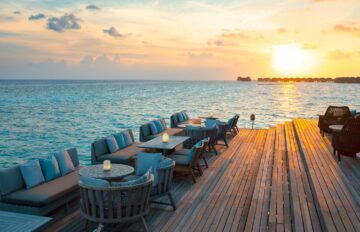 Vakkaru Maldives Lagoon Bar With Sunset