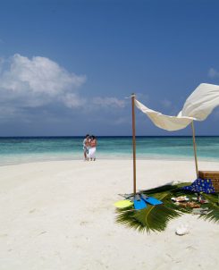 coco bodu - guest experience featured